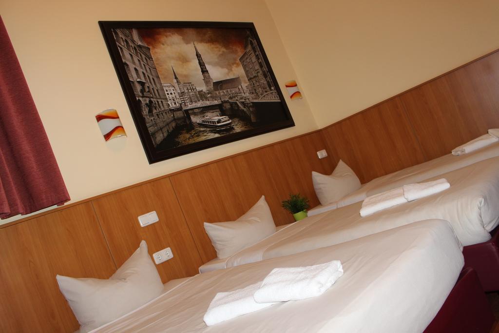 Altan Hotel Гамбург Екстер'єр фото