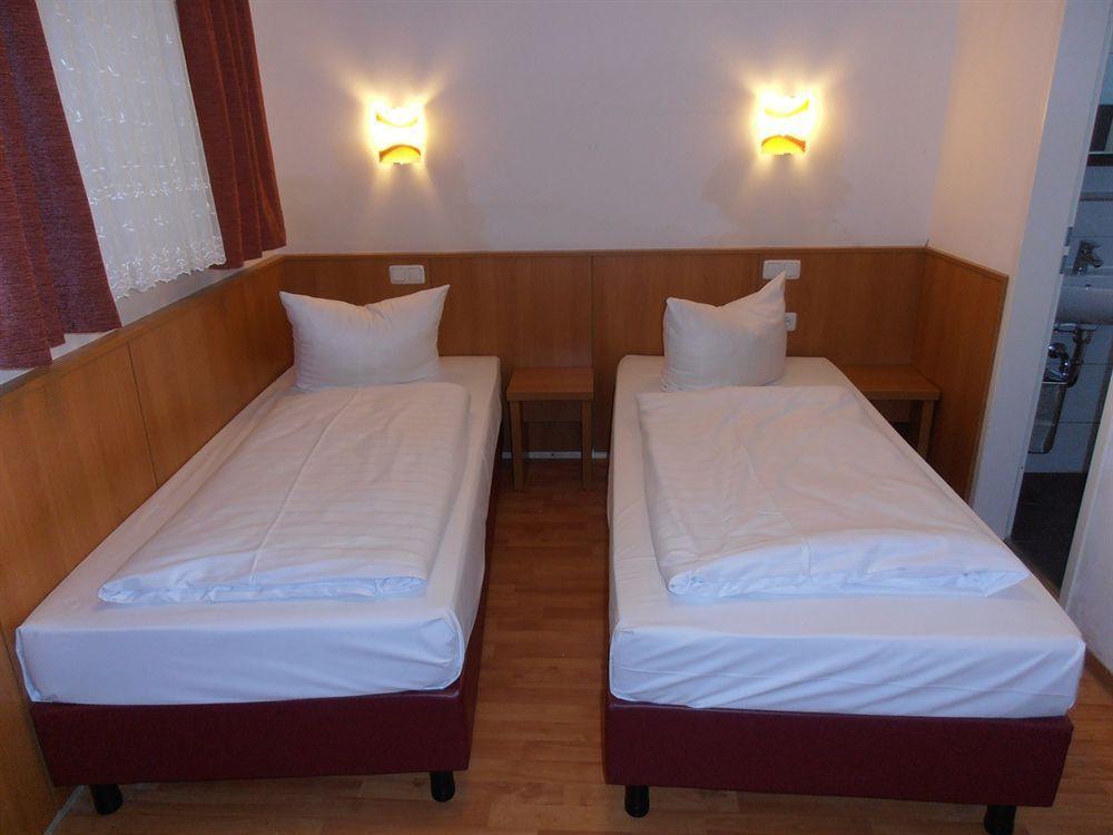 Altan Hotel Гамбург Екстер'єр фото
