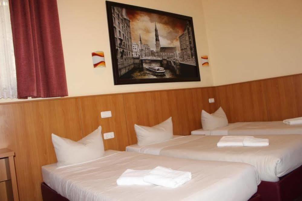 Altan Hotel Гамбург Екстер'єр фото